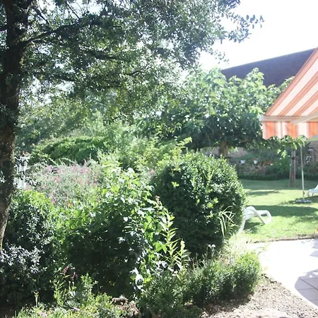 בית נופש Le Pressoir Charming Quercy Stone House Near Padirac