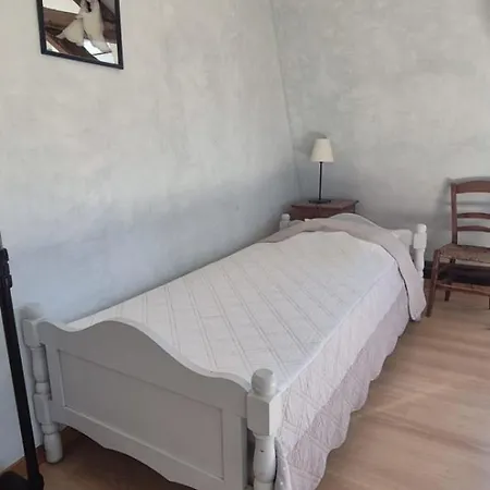 בית נופש Le Pressoir Charming Quercy Stone House Near Padirac Saint-Jean-Lespinasse